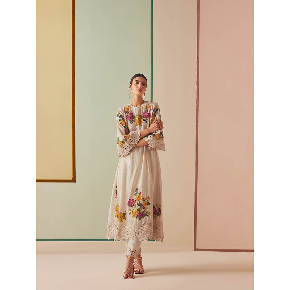 CHANDRIMA Ivory Chanderi Floral Bead Work Kurta with Pant (Set of 2)
