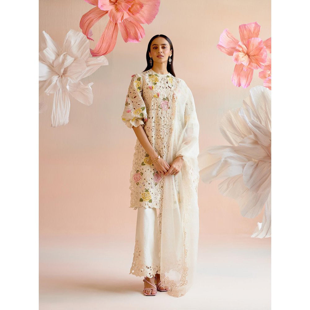 CHANDRIMA White Rose Cutwork Dupatta