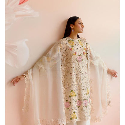 CHANDRIMA White Rose Cutwork Dupatta