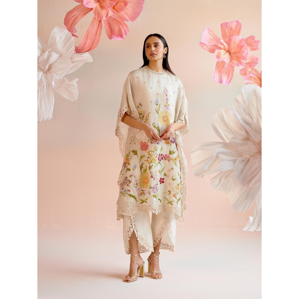 CHANDRIMA Ivory Floral Applique and Beadwork Kaftan