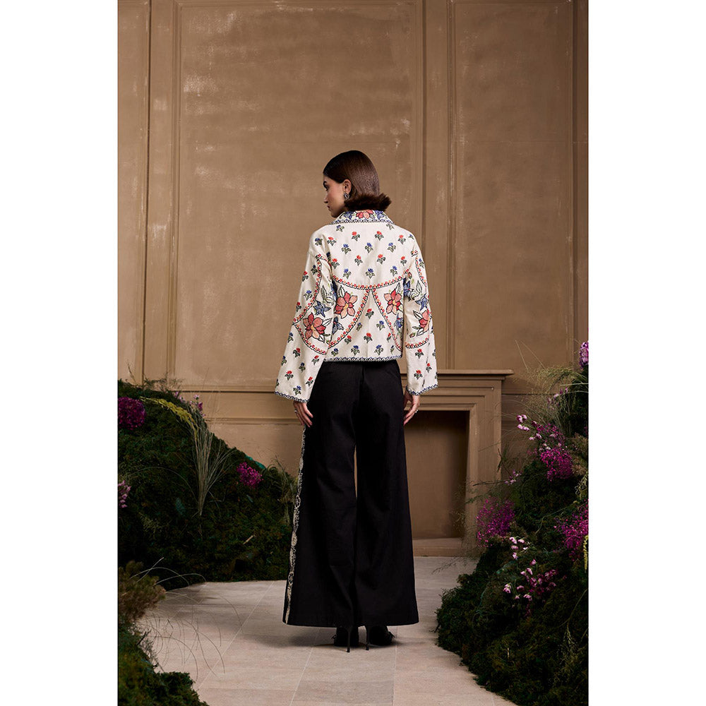 CHANDRIMA Ivory Contrast Panel Floral Short Jacket
