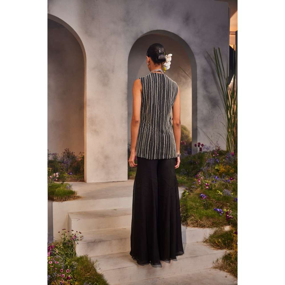 CHARU AND VASUNDHARA Luz Black Pant with Jacket (Set of 2)