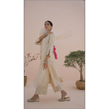 CHARU MAKKAR Riya Pearl White Kurta with Pant and Dupatta (Set of 3)
