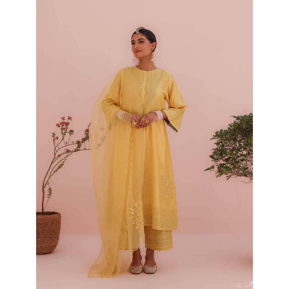 CHARU MAKKAR Tina Lemon Yellow Kurta with Pant and Dupatta (Set of 3)