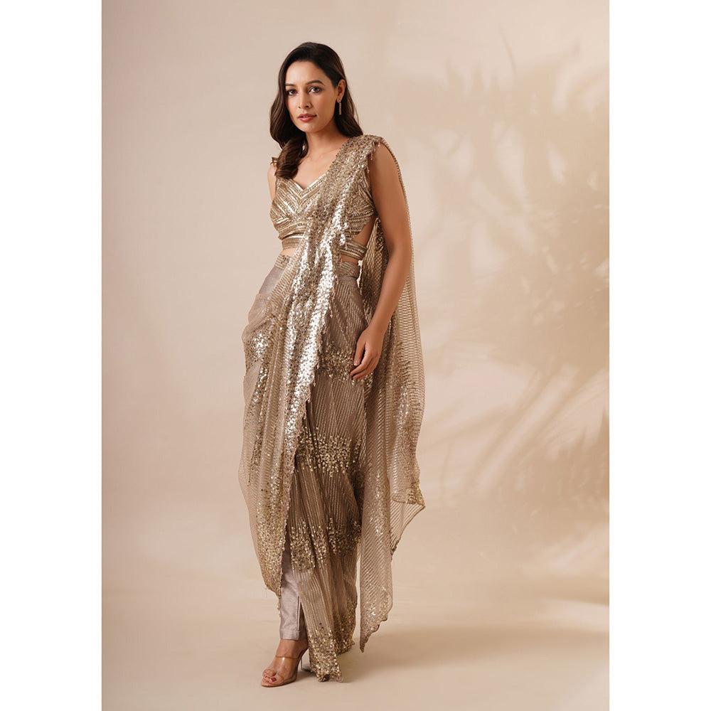 CHAASHNI BY MAANSI & KETAN Embellished Gold Pre-Drape Saree with Stitched Blouse