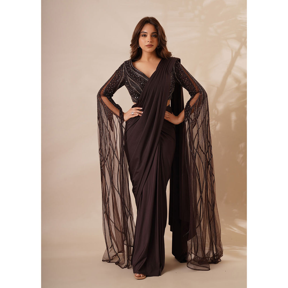 CHAASHNI BY MAANSI & KETAN Hazel Embellished Pre-Drape Saree with Stitched Blouse