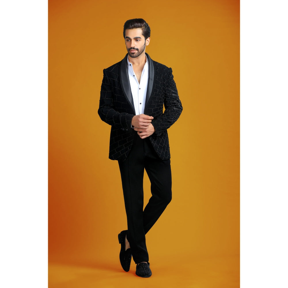 CHAR CHAAND Dark Dazzle Abstract Spider Web Embroidery Tuxedo with Pant (Set of 2)