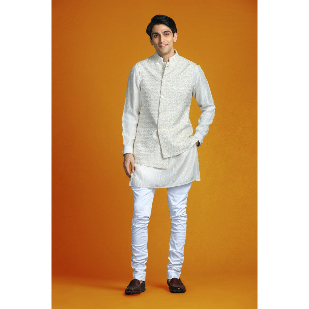 CHAR CHAAND Ivory Asymmetrical Silk-Textured Elegance Kurta with Pant & Bundi (Set of 3)