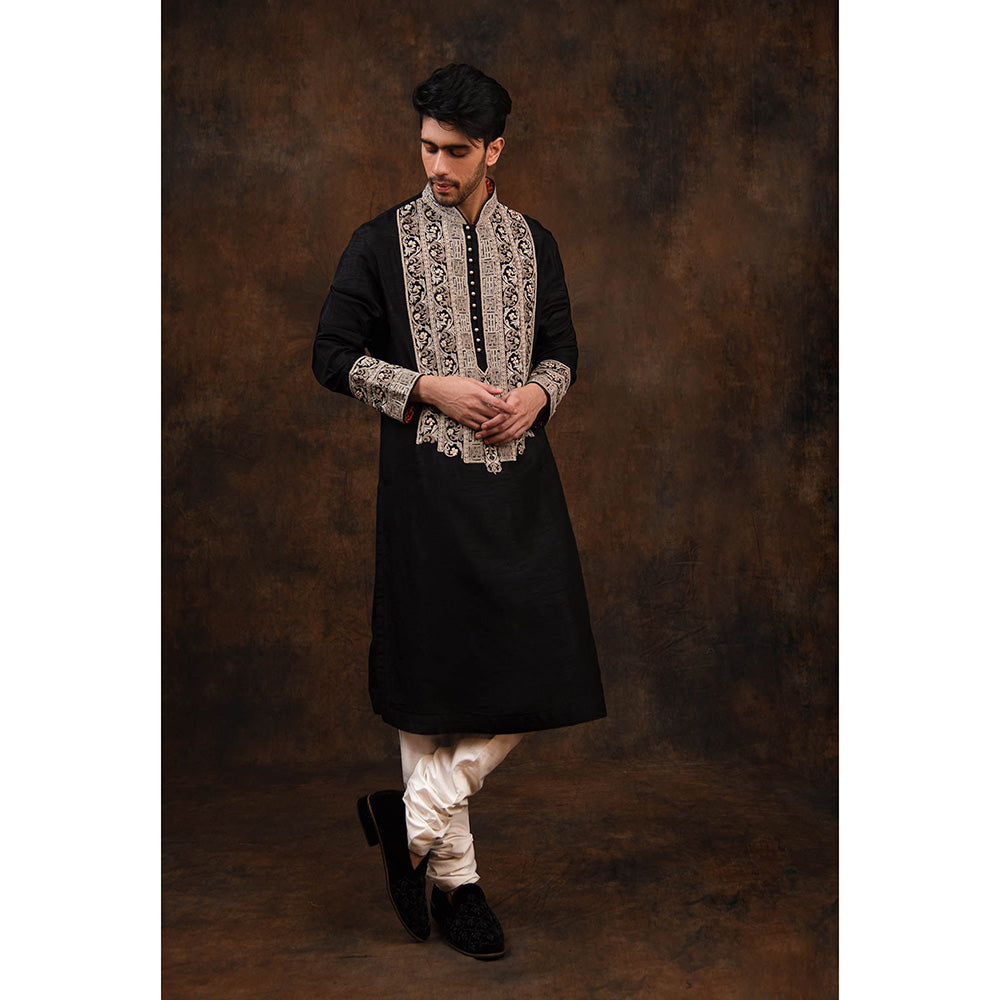 CHAR CHAAND Timeless Black Embroidered Kurta