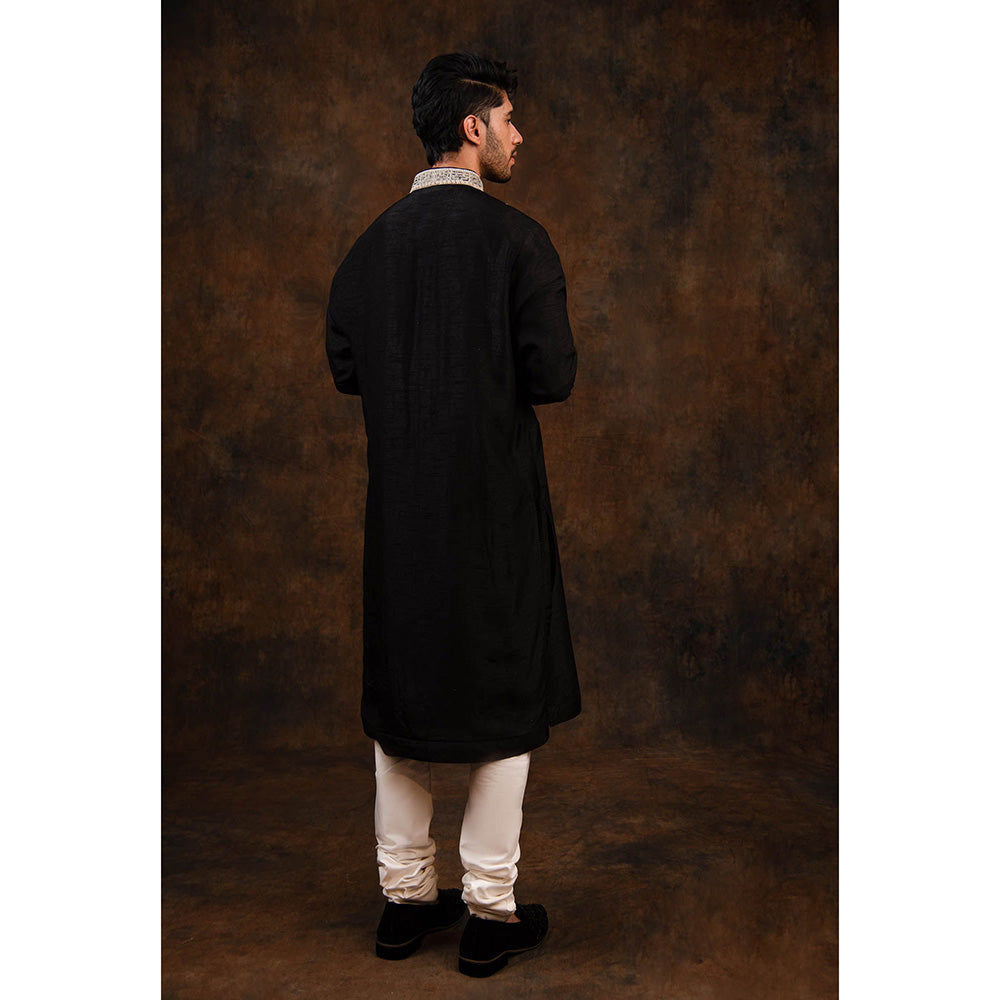 CHAR CHAAND Timeless Black Embroidered Kurta