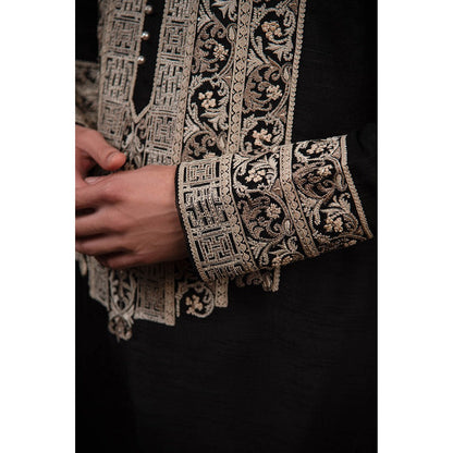 CHAR CHAAND Timeless Black Embroidered Kurta