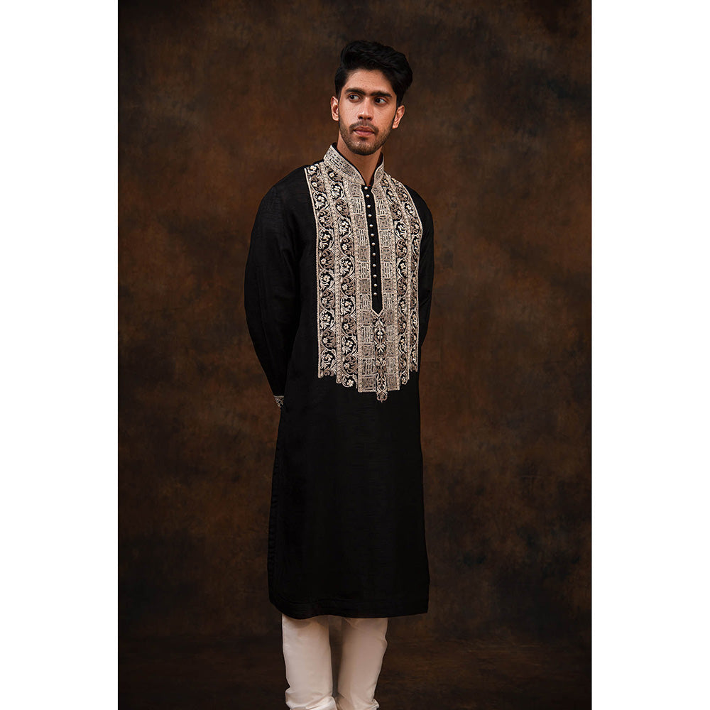 CHAR CHAAND Timeless Black Embroidered Kurta
