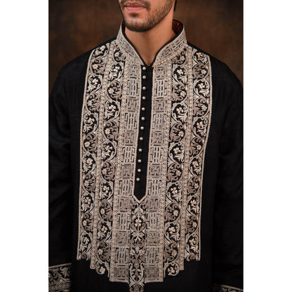 CHAR CHAAND Timeless Black Embroidered Kurta