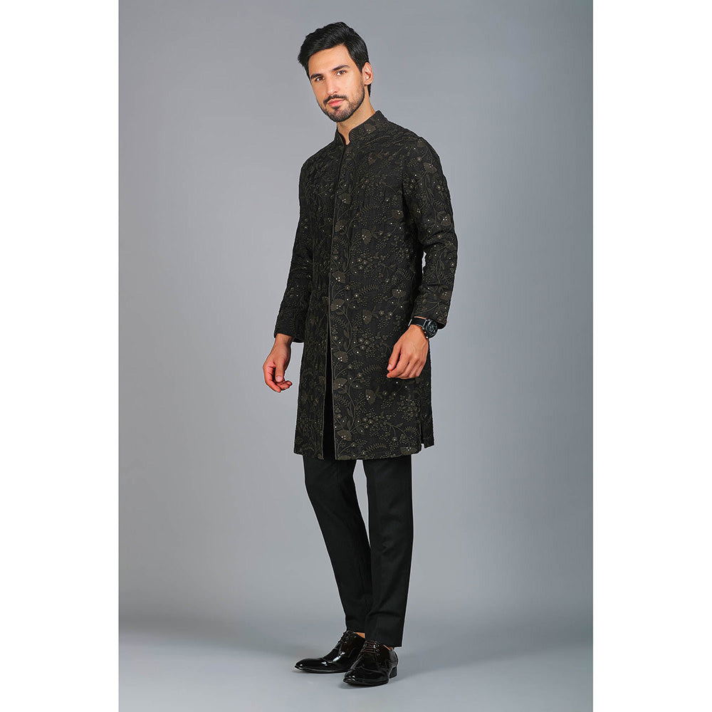 CHAR CHAAND Black Elegance Thread Embroidered Kurta