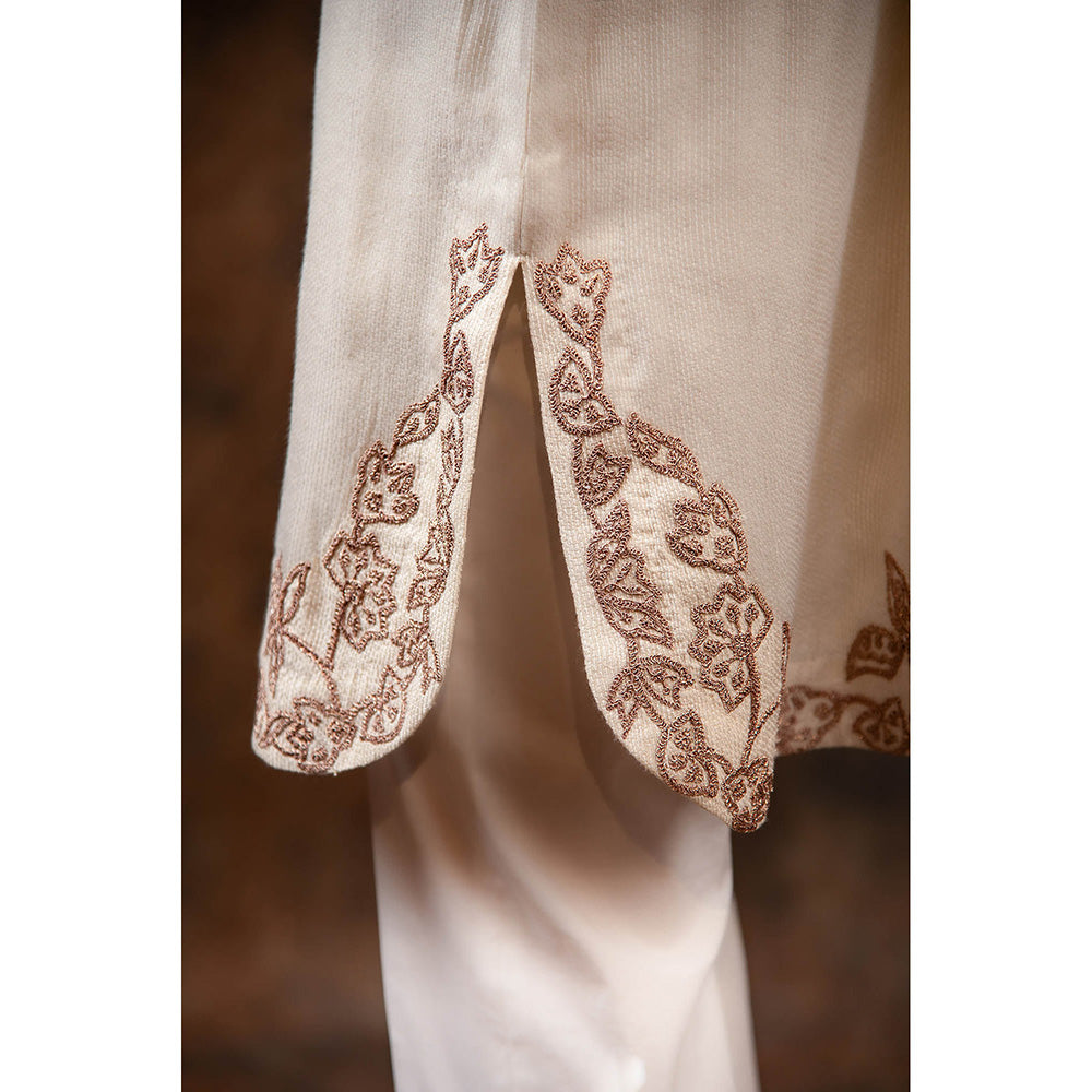 CHAR CHAAND Beige Floral Kurta for Men