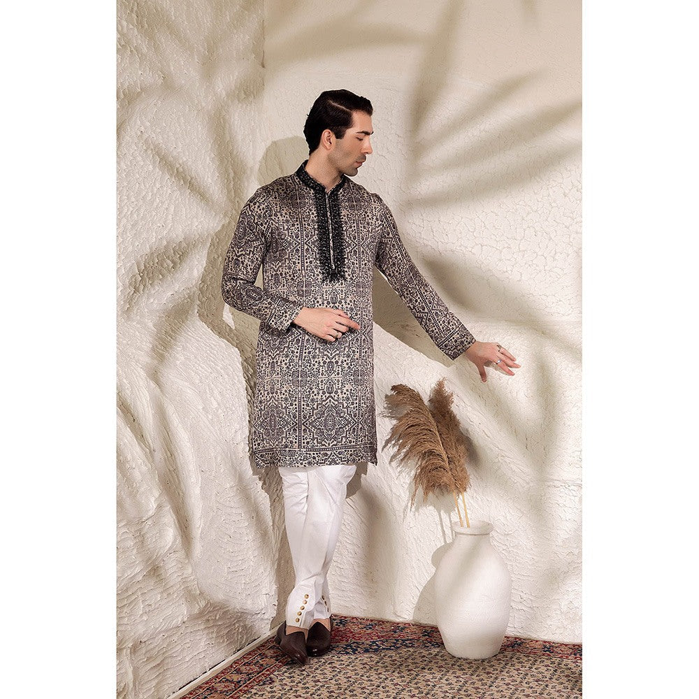 CHAR CHAAND Black Naqshdar Threadwork Kurta