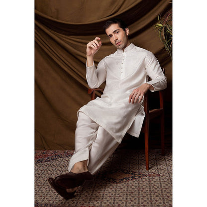 CHAR CHAAND White Baadla Jacquard Kurta