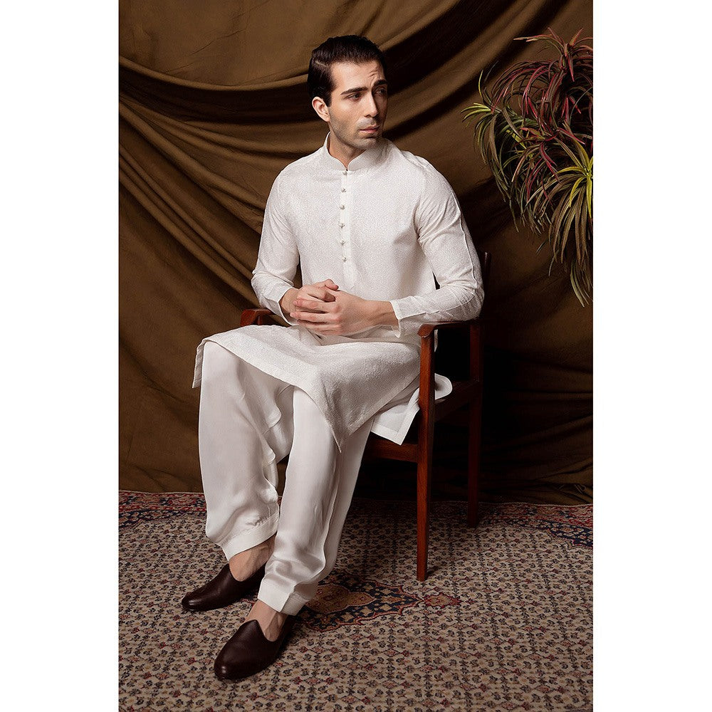 CHAR CHAAND White Baadla Jacquard Kurta
