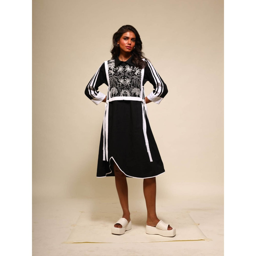 September Spring Wilderness Dress In Black