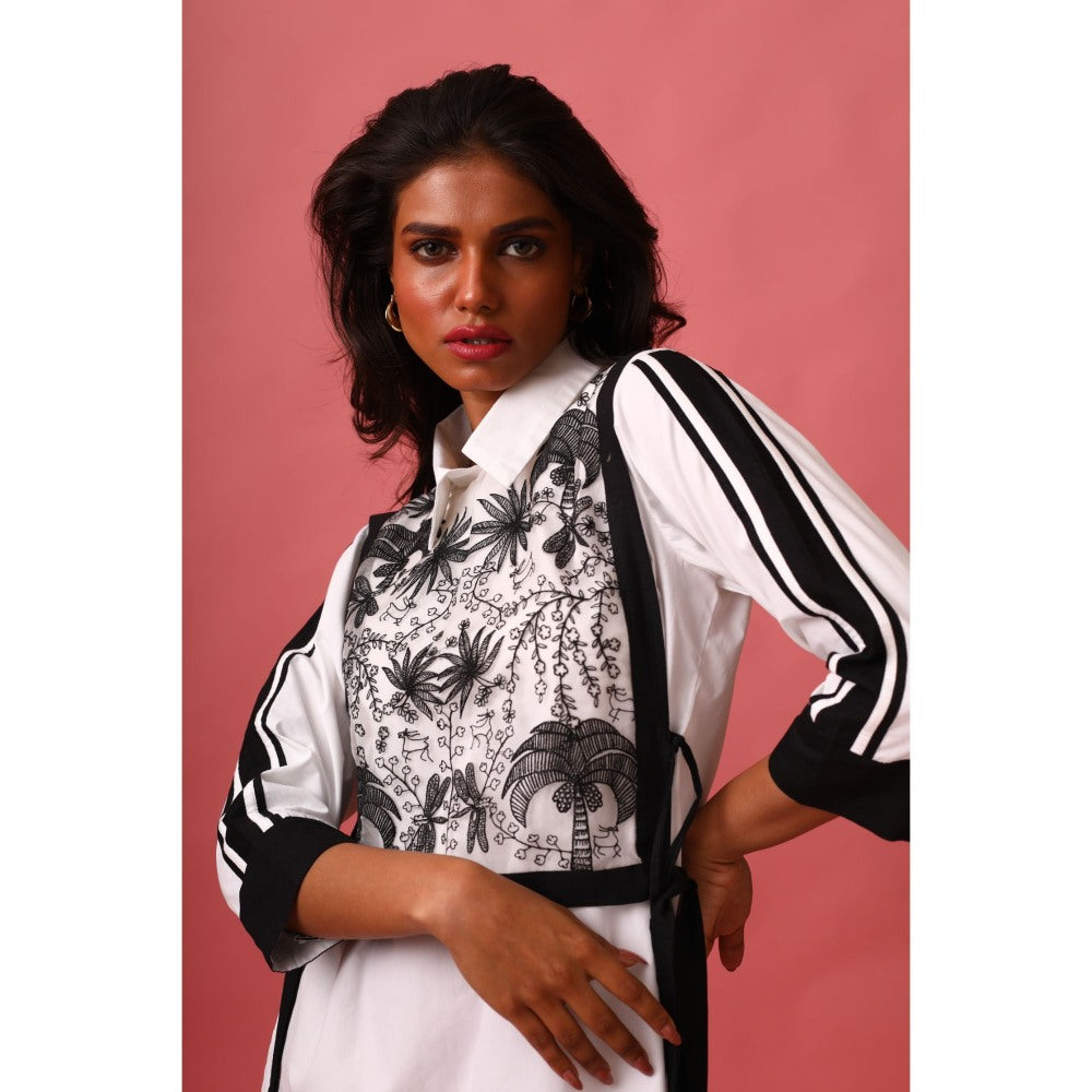 September Spring Wilderness Dress In White