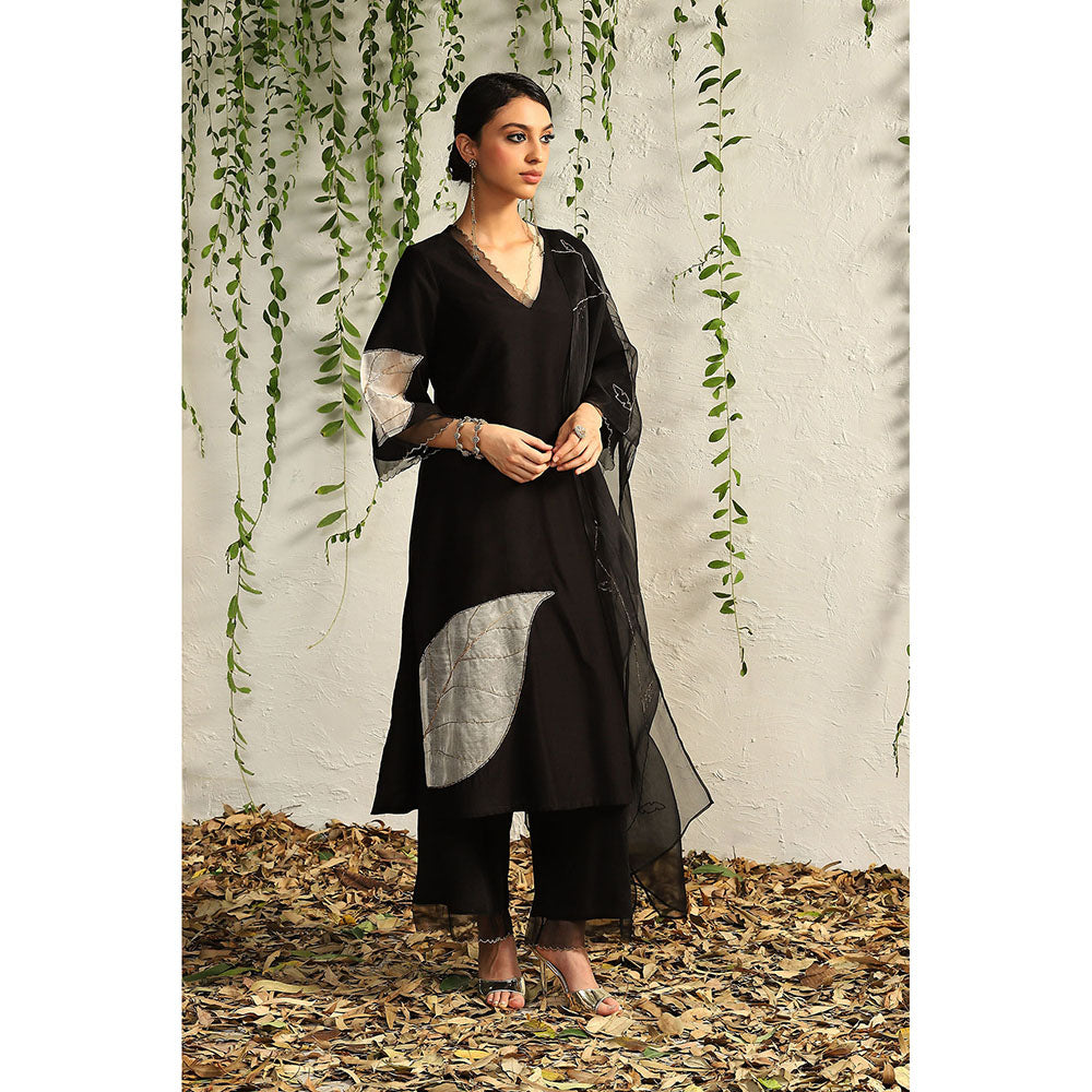 Charkhee Black and White Chanderi Straight Kurta with Pants and Dupatta (Set of 3)