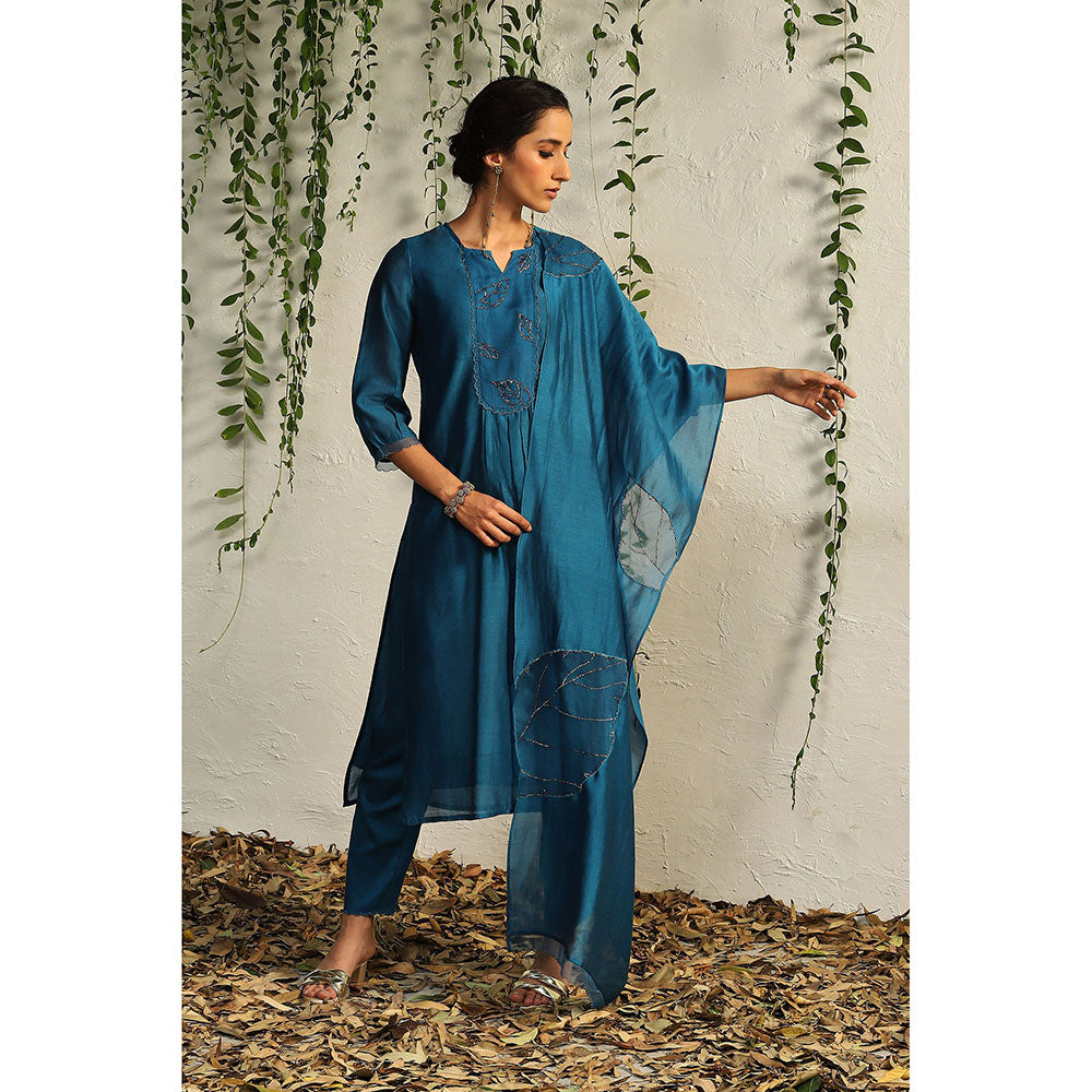 Charkhee Teal Chanderi Flowy Kurta with Pants and Dupatta (Set of 3)