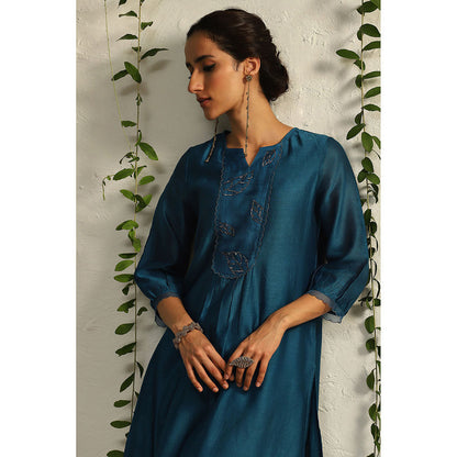 Charkhee Teal Chanderi Flowy Kurta with Pants and Dupatta (Set of 3)