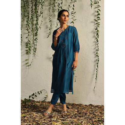 Charkhee Teal Chanderi Flowy Kurta with Pants and Dupatta (Set of 3)