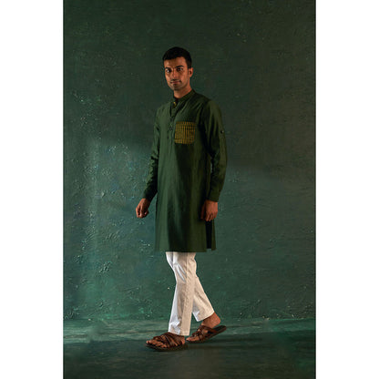 Charkhee Midas Deep Green Kurta With Pyjama (Set of 2)