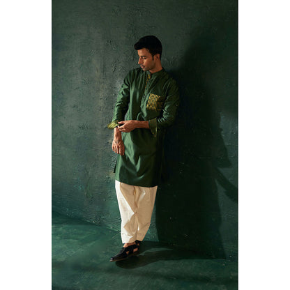 Charkhee Mens Deep Green Straight Kurta With Salwar And Jacket (Set of 3)