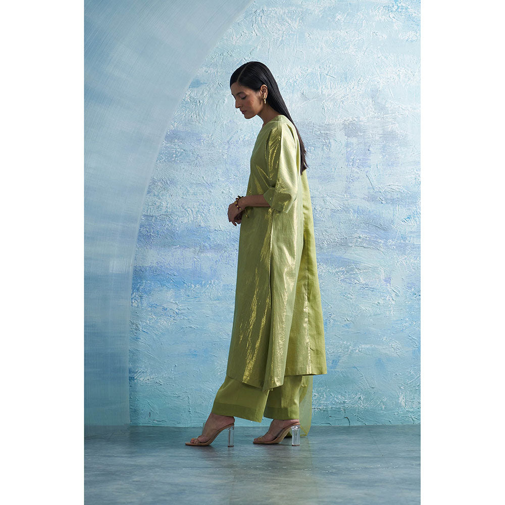 Charkhee Aura Sheen Green Kurta with Pant and Dupatta (Set of 3)