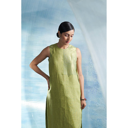Charkhee Aura Sheen Green Sleeveless Kurta with Pant and Dupatta (Set of 3)