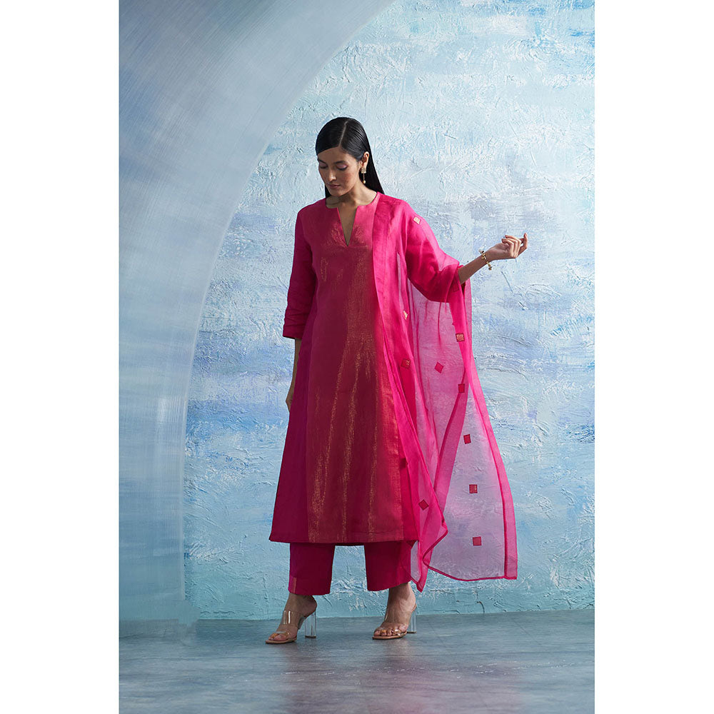 Charkhee Aura Fuchsia Pink Kurta with Palazzo and Dupatta (Set of 3)