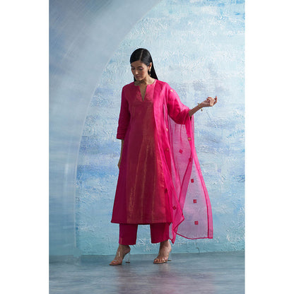 Charkhee Aura Fuchsia Pink Kurta with Palazzo and Dupatta (Set of 3)
