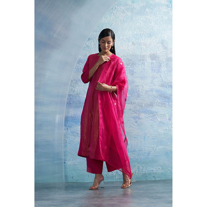 Charkhee Aura Fuchsia Pink Kurta with Palazzo and Dupatta (Set of 3)