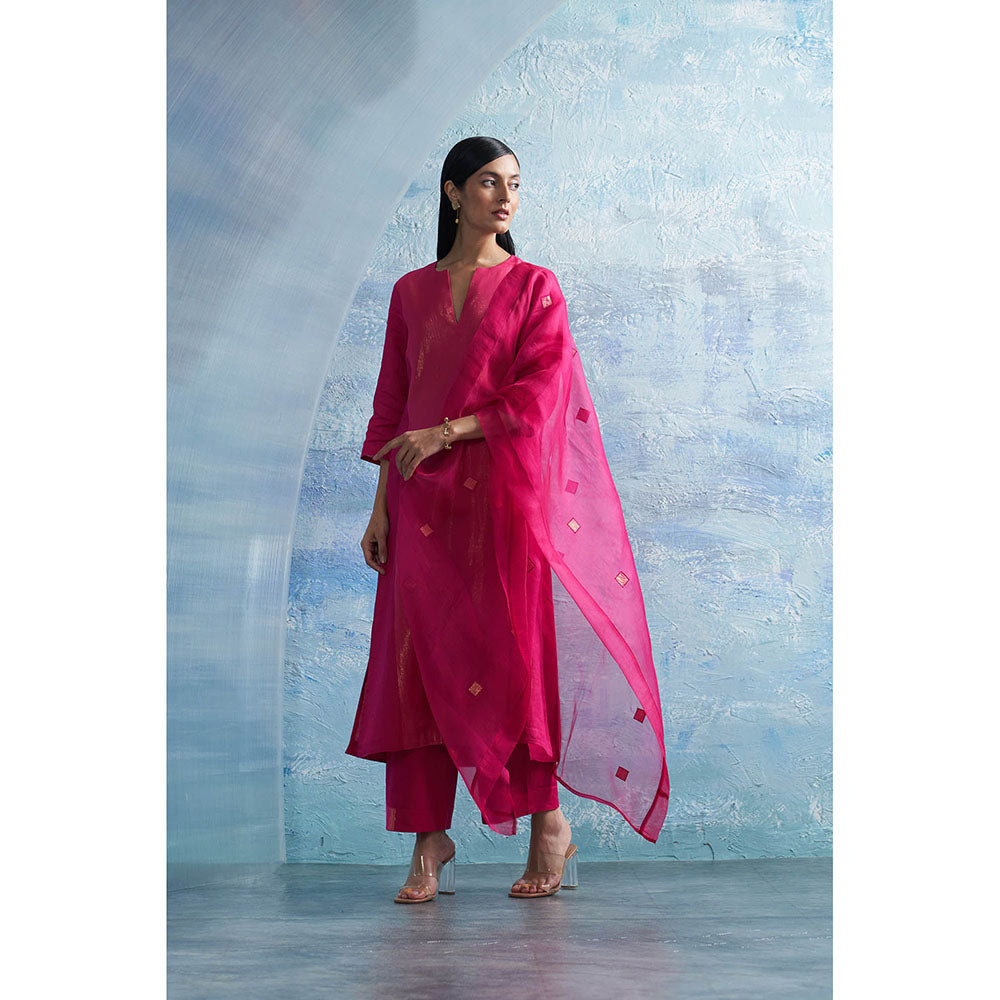 Charkhee Aura Fuchsia Pink Kurta with Palazzo and Dupatta (Set of 3)