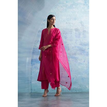 Charkhee Aura Fuchsia Pink Kurta with Palazzo and Dupatta (Set of 3)