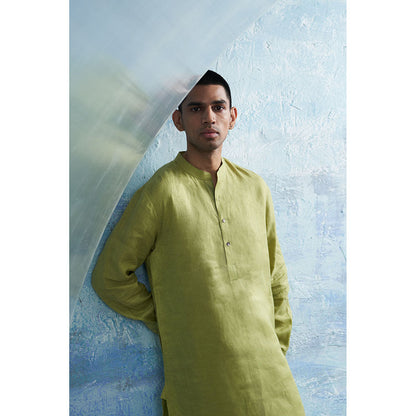 Charkhee Aura Sheen Green Straight Kurta with Pant (Set of 2)
