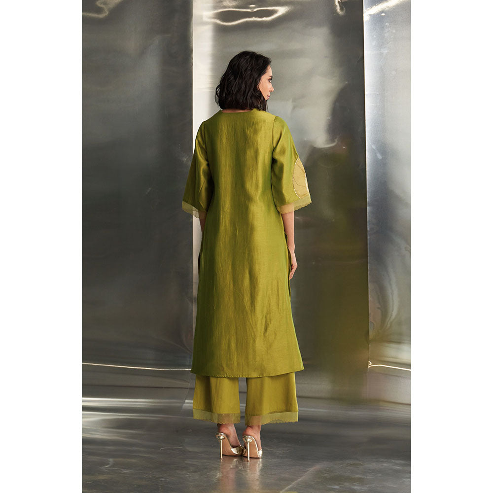 Charkhee Berry Green Chanderi Straight Kurta with Pant & Dupatta (Set of 3)