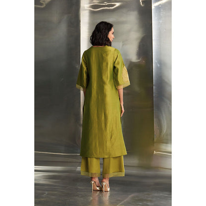 Charkhee Berry Green Chanderi Straight Kurta with Pant & Dupatta (Set of 3)