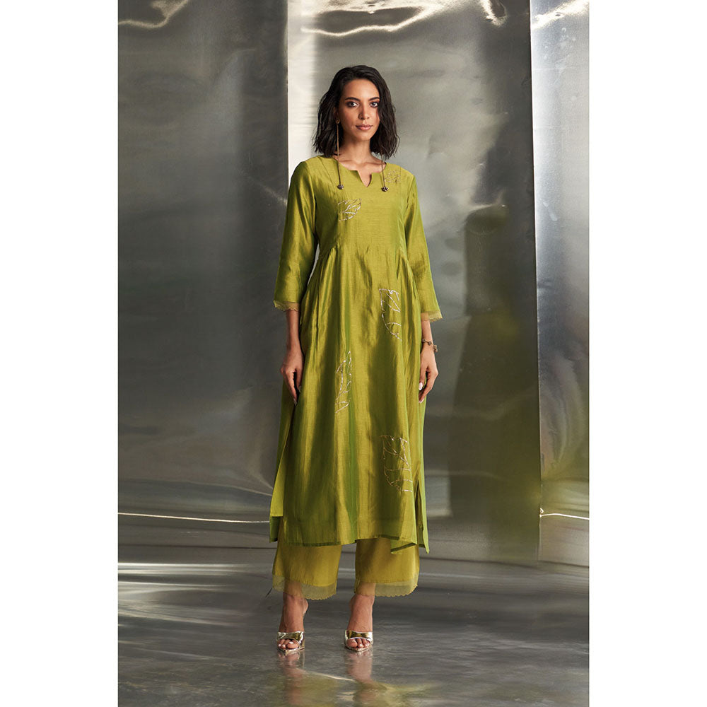 Charkhee Berry Green Side Gathered Kurta with Pant & Dupatta (Set of 3)