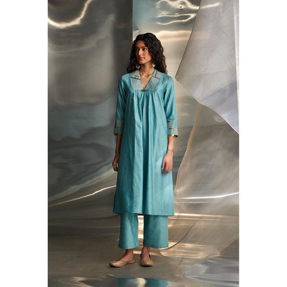 Charkhee Blue Mis'R Embroidered V-Neck Kurta with Pant and Dupatta (Set of 3)