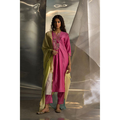 Charkhee Pink Mis'R Embroidered Gathered Kurta with Pant and Dupatta (Set of 3)