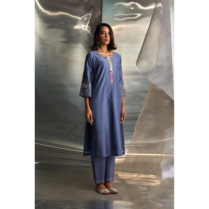 Charkhee Blue Mis'R Embroidered 3/4Th Sleeve Kurta with Pant and Dupatta (Set of 3)