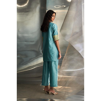 Charkhee Blue Mis'R Embroidered Short Kurti with Pant and Dupatta (Set of 3)