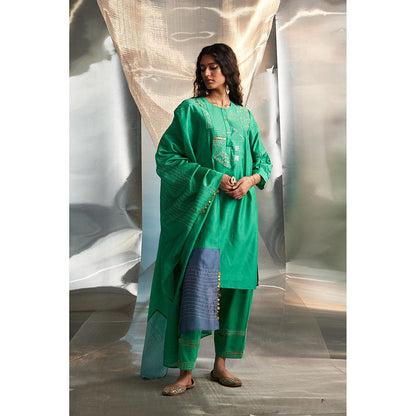 Charkhee Green Misr'S Embroidered Kurta with Pant and Dupatta (Set of 3)