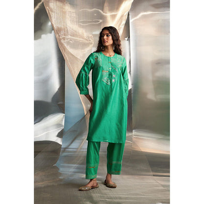 Charkhee Green Misr'S Embroidered Kurta with Pant and Dupatta (Set of 3)