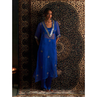 Charkhee Blue Neel Embroidered V Neck Kurta with Bustier and Pant (Set of 3)