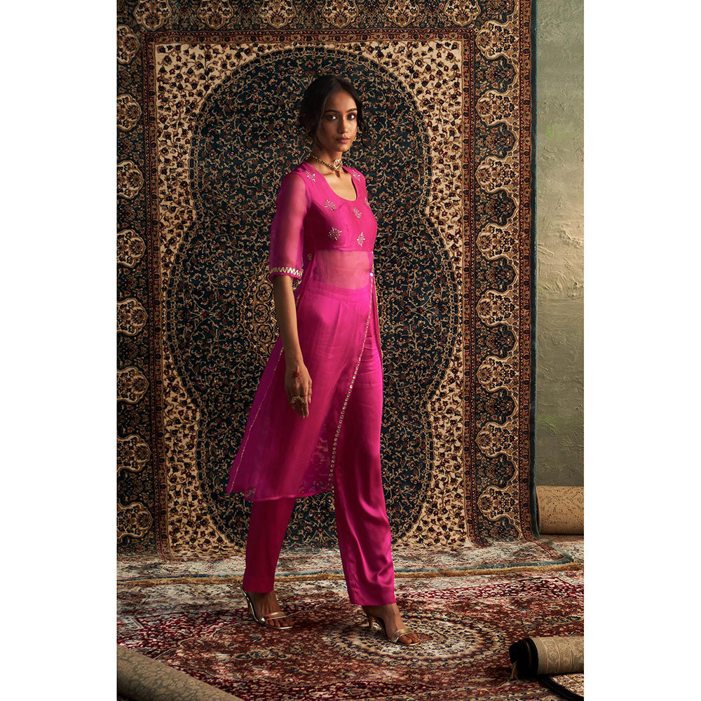 Charkhee Pink Prarambh Embroidered Straight Kurta with Pant (Set of 2)