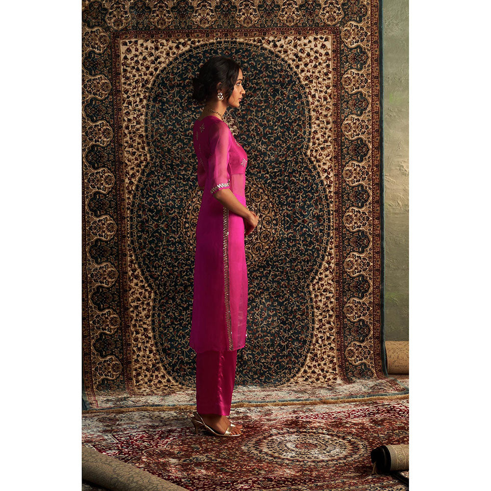 Charkhee Pink Prarambh Embroidered Straight Kurta with Pant (Set of 2)